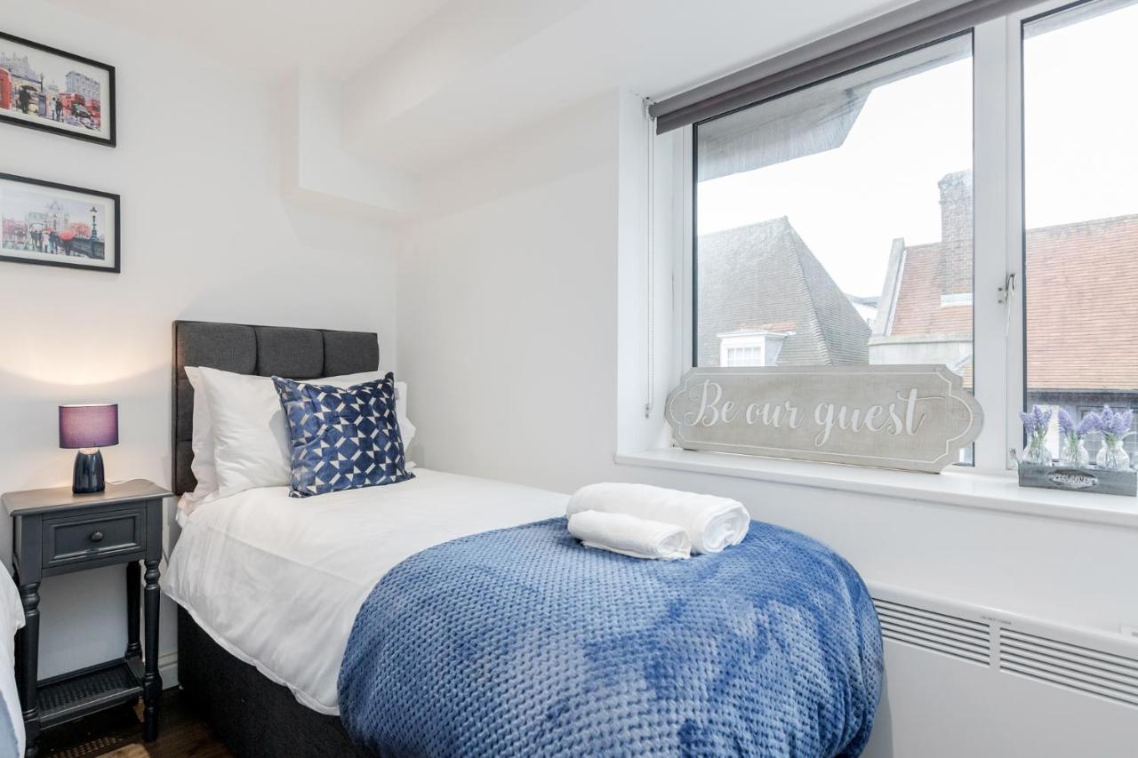 Watford Town Centre, Serviced One Bed Flat With Choice Of King Or Twin Beds, Sleeps Up To 4 Sharing, Free Wifi And Free Movies Londýn Exteriér fotografie